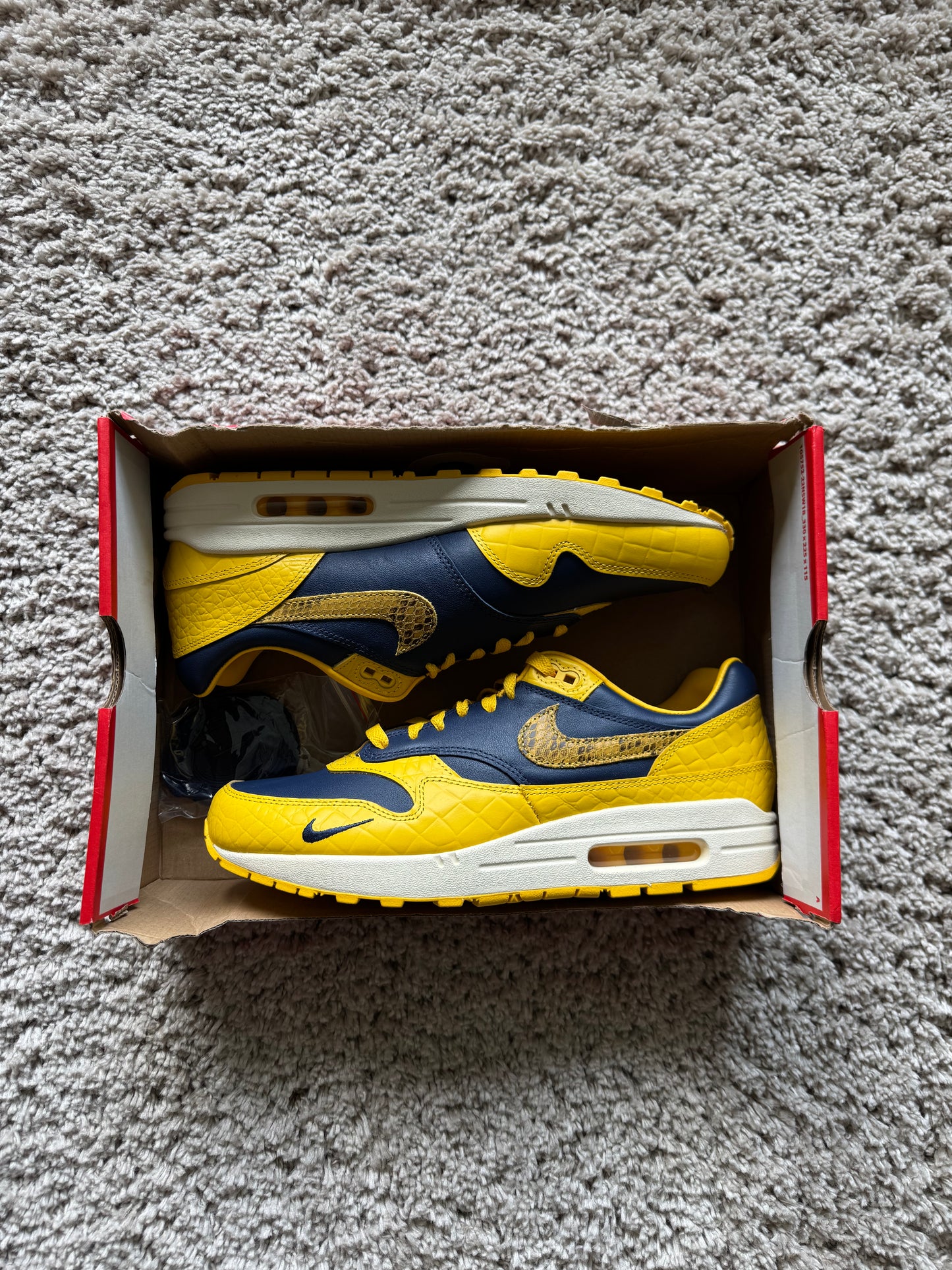 (2e KANS): Nike Air Max 1 CO.JP Michigan Head to Head - 44