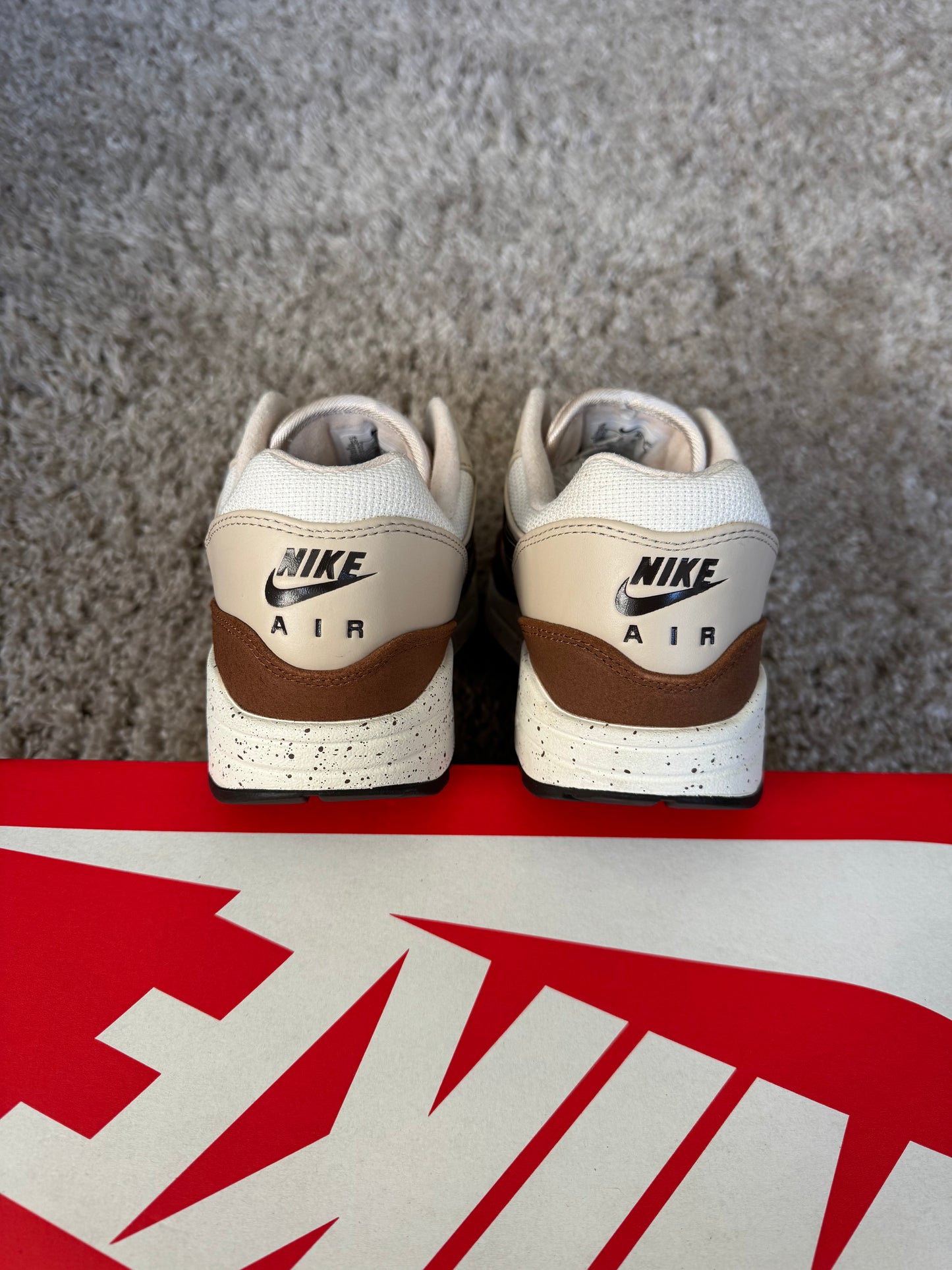 (2e KANS): Nike Air Max 1 '87 Velvet Brown - 42