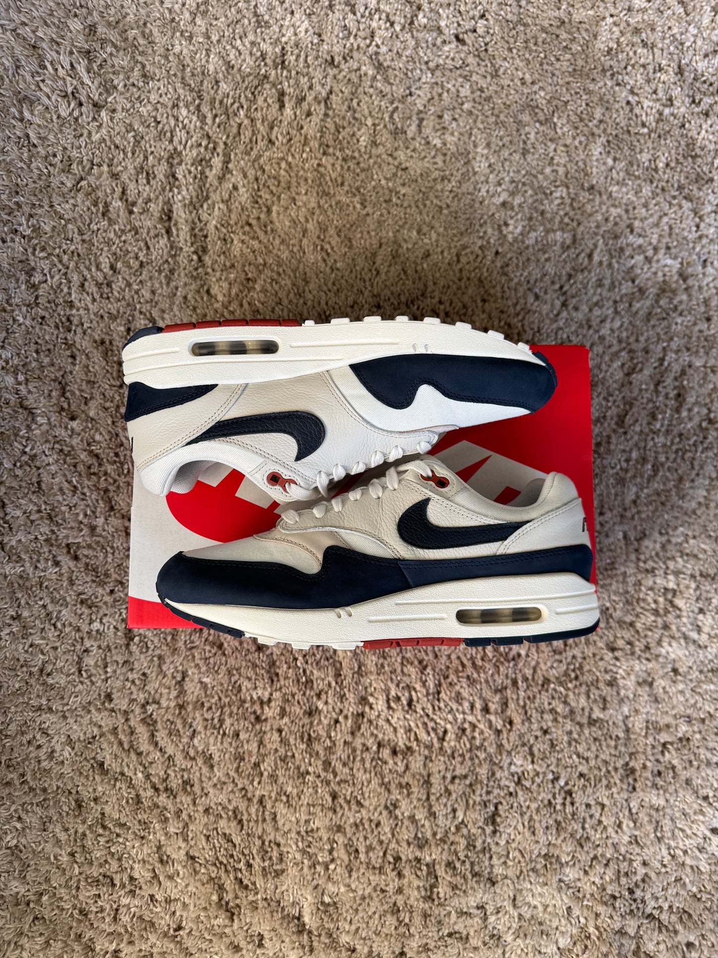 (2e KANS): Nike Air Max 1 LX Obsidian Light Orewood Brown - 42