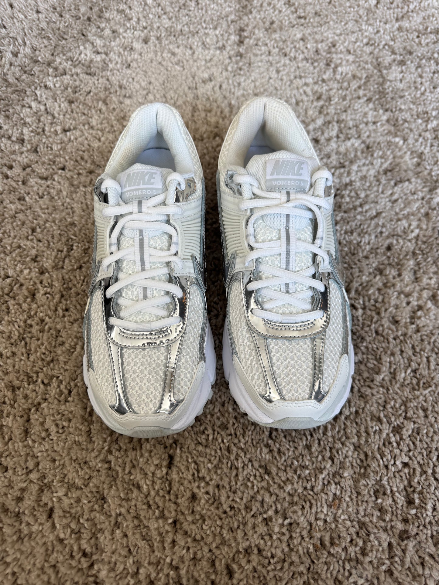 (2e KANS): Nike Zoom Vomero 5 Chrome Toe - 40.5