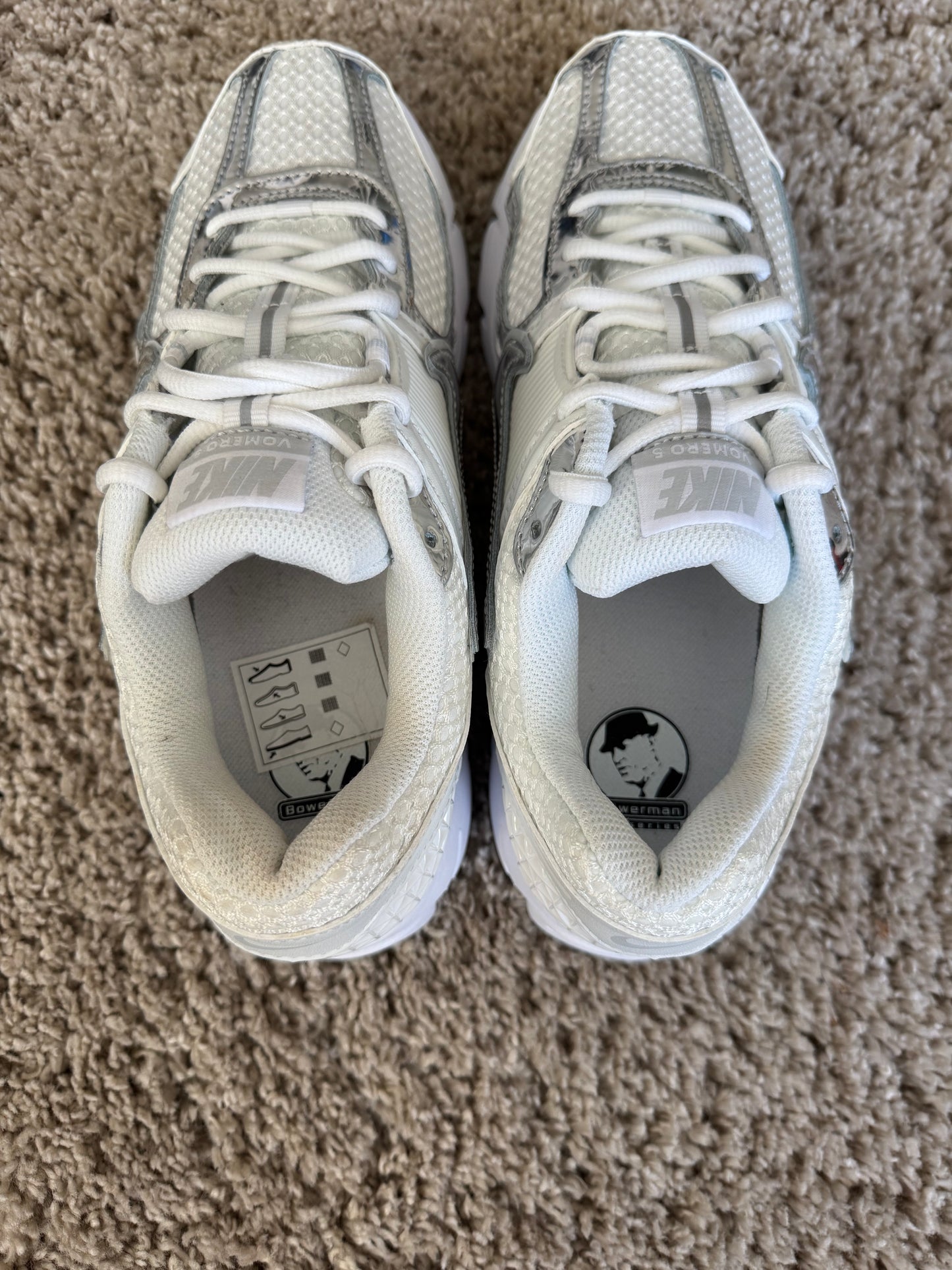 (2e KANS): Nike Zoom Vomero 5 Chrome Toe - 40.5