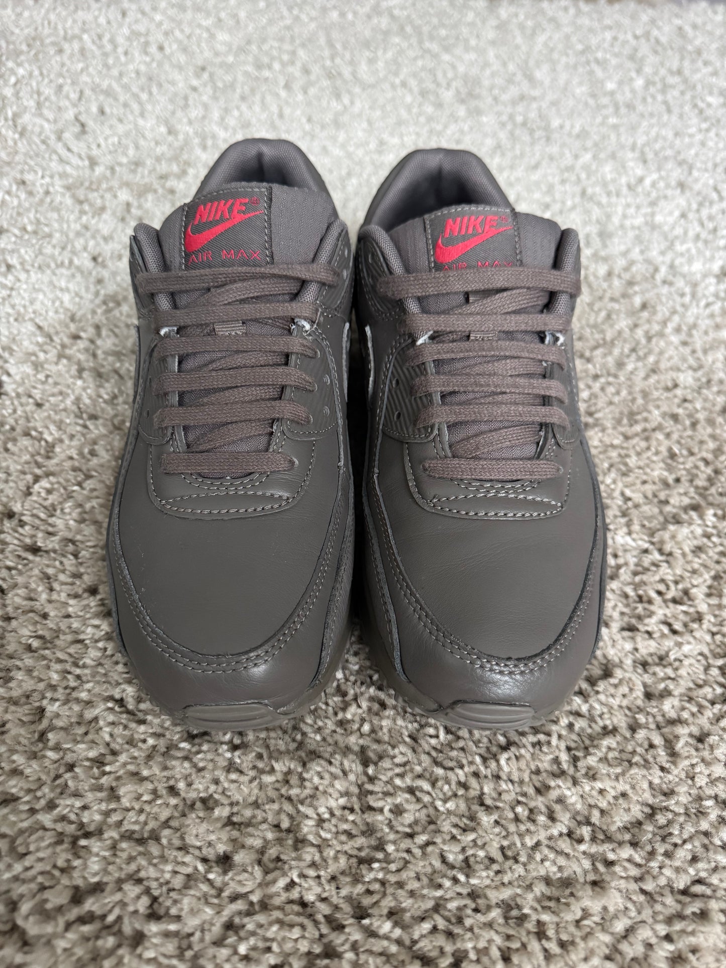 (2e KANS): Nike Air Max 90 ESS+ Cave Stone - 42