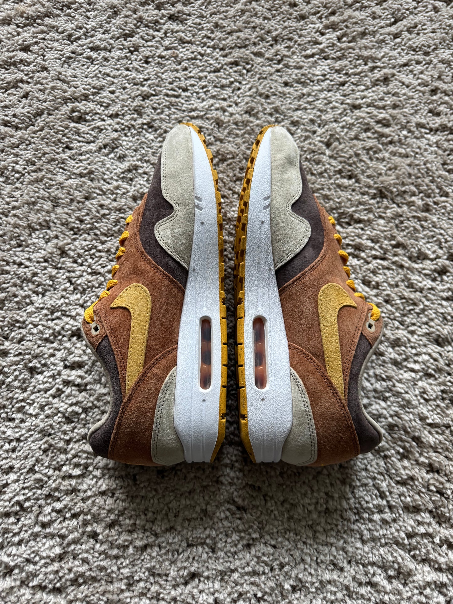 (2e KANS): Nike Air Max 1 PRM Duck Pecan Yellow Ochre - 44.5