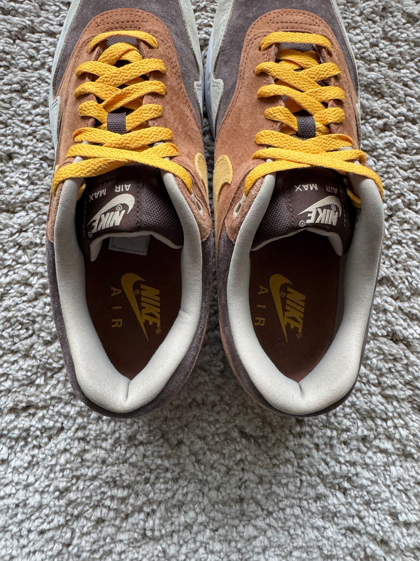 (2e KANS): Nike Air Max 1 PRM Duck Pecan Yellow Ochre - 44.5