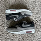 (2e KANS): Nike Air Max 1 Premium Dark Smoke Grey - 42.5