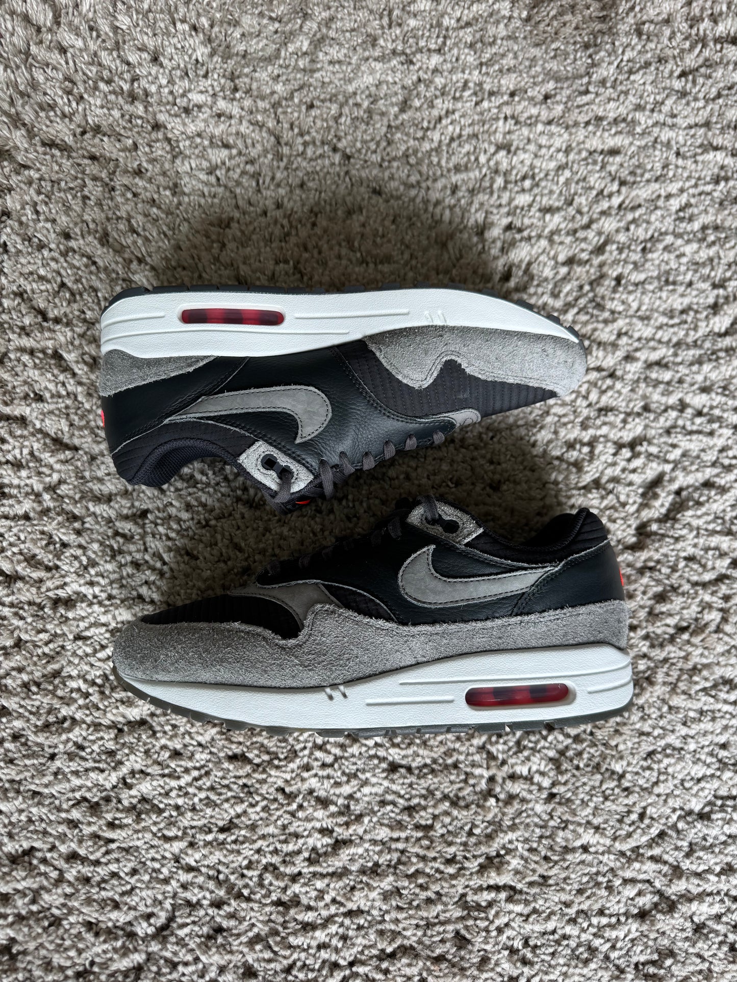 (2e KANS): Nike Air Max 1 Premium Dark Smoke Grey - 42.5
