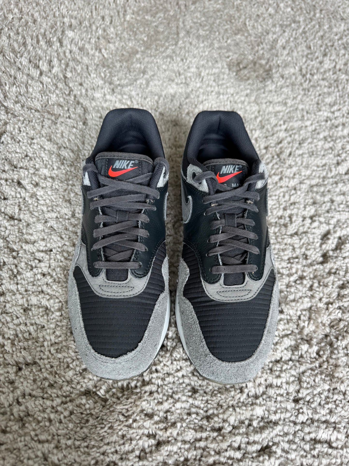 (2e KANS): Nike Air Max 1 Premium Dark Smoke Grey - 42.5