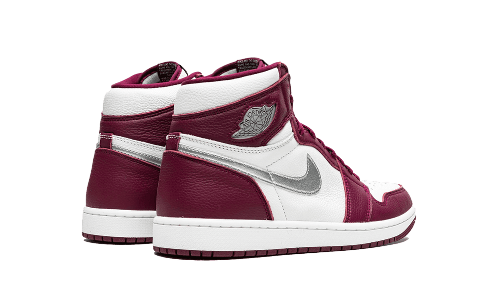 Air Jordan 1 Retro High OG Bordeaux